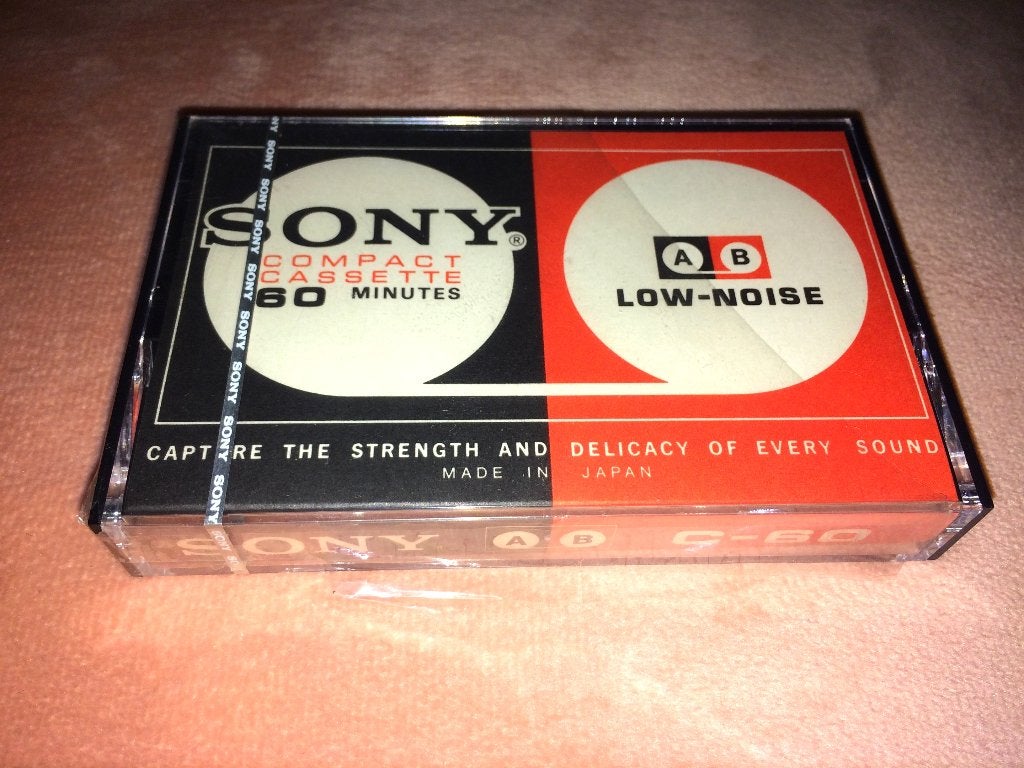 Sony Compact Cassette 60 mins. Low-Noise (MC/Japan) New, Overige genres, 1 bandje, Ophalen of Verzenden, Nieuw in verpakking