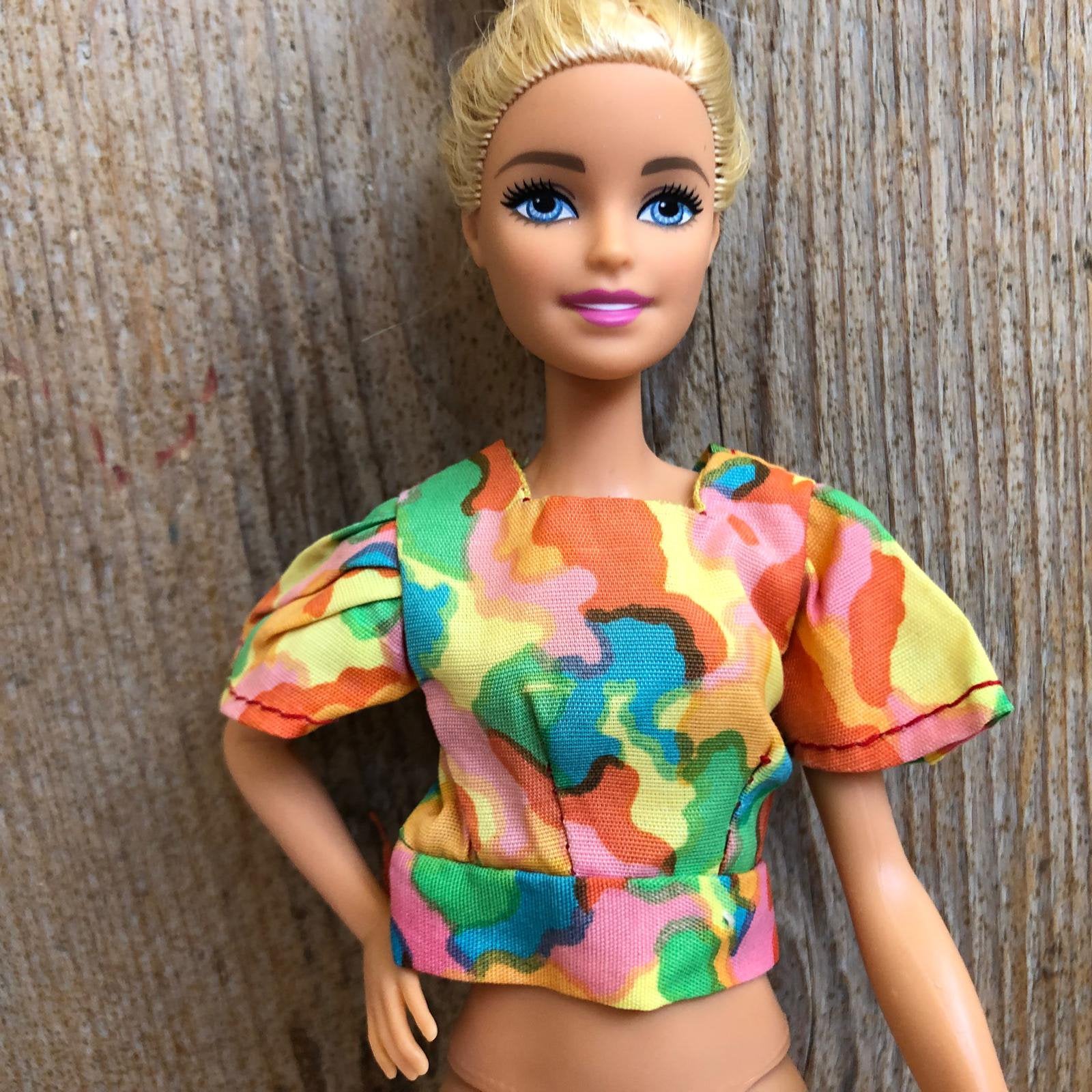 Fleurig Barbie bloemen top, Kinderen en Baby's, Ophalen of Verzenden, Zo goed als nieuw, Barbie