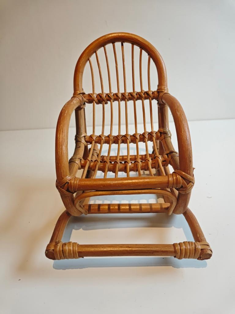 Vintage rotan schommelstoel voor poppen/planten, 24cm hoog, Ophalen of Verzenden