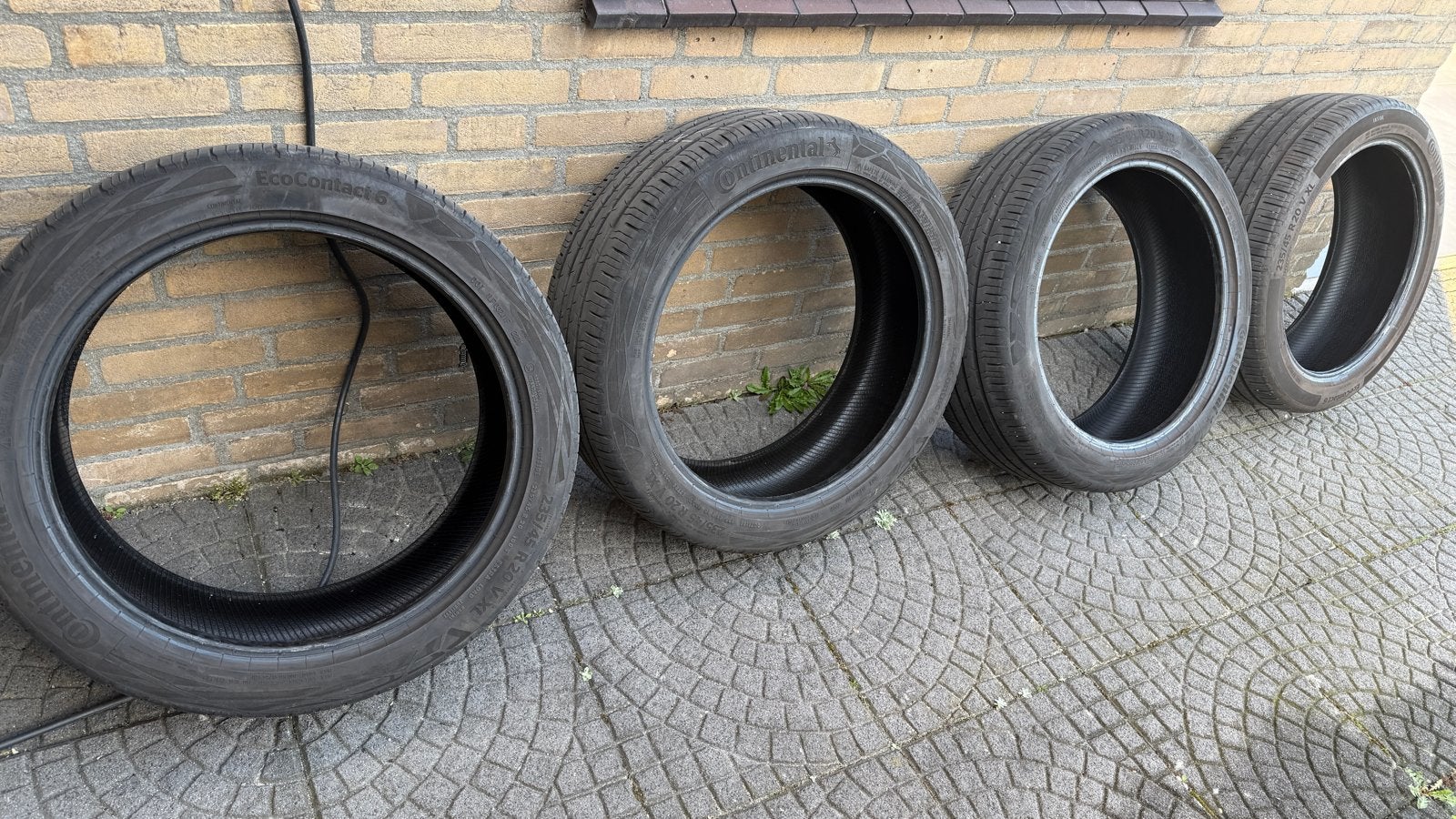 Zomerbanden SUV 235/45 R20 V XL Lynk & Co 01 (DOT 21-22), Ophalen, Gebruikt, 235 mm, Band(en)