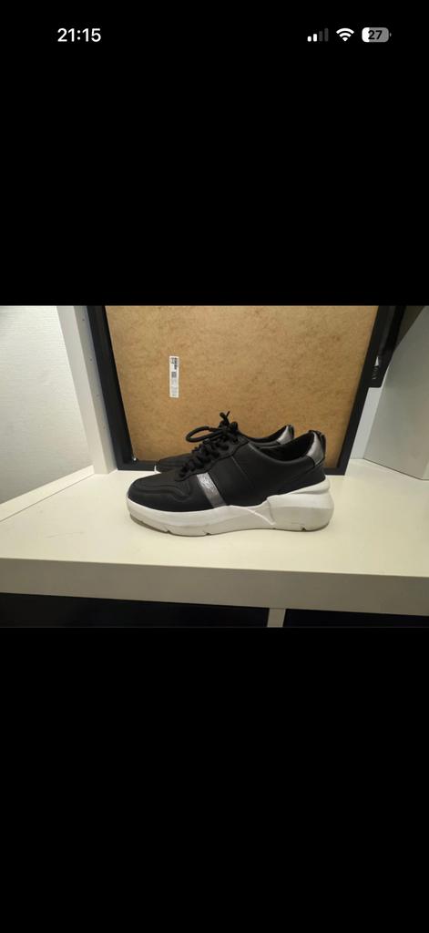 Nubikk Maat 39, Ophalen of Verzenden, Zo goed als nieuw, Zwart, Sneakers of Gympen