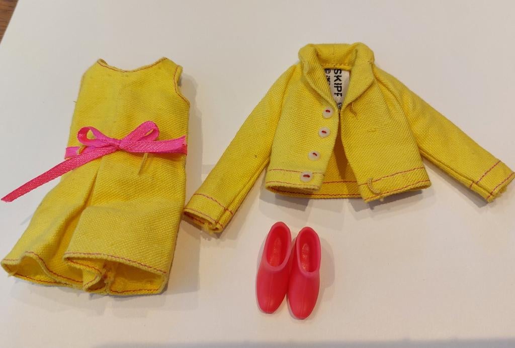 Vintage Barbie Skipper kleding  / kleertjes, Verzamelen, Poppen, Gebruikt, Kleertjes, Ophalen of Verzenden