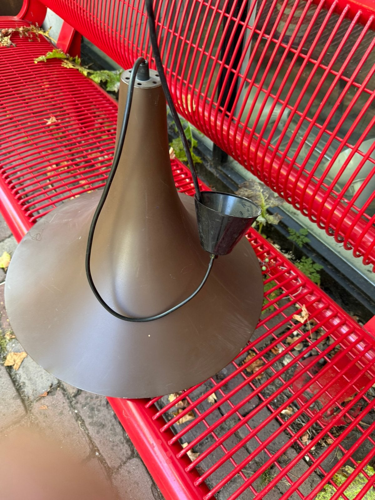 Heksenhoed lamp. 47 cm doorsnede. 37 hoog. Aluminium, Ophalen, Zo goed als nieuw
