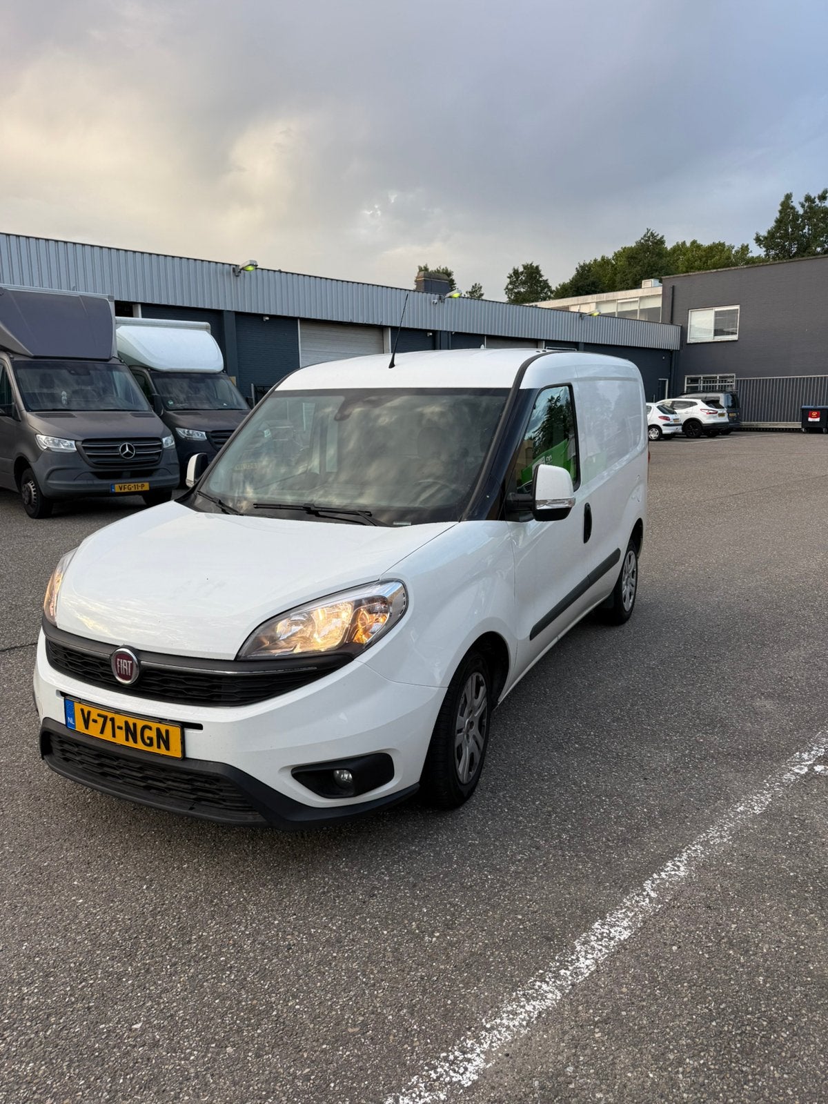 Koelwagen Fiat Doblo Cargo, 2021, Voorwielaandrijving, 1414 kg, 4 cilinders, Particulier