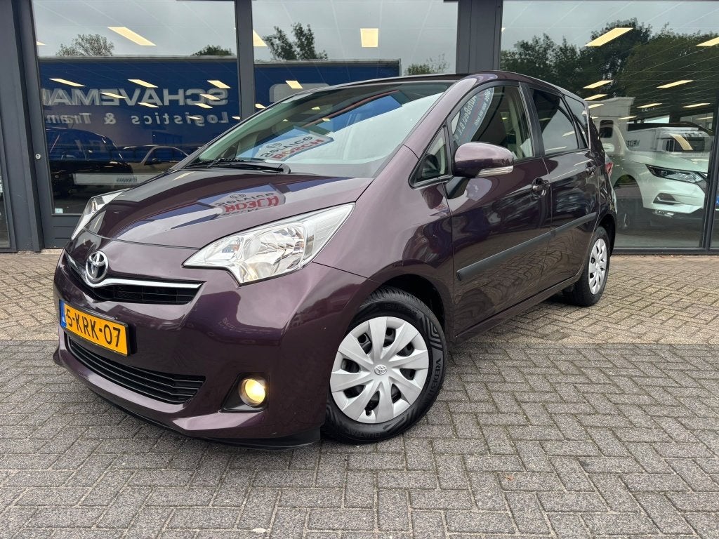 Toyota Verso-S 1.3 VVT-i Aspiration automaat Full options Nl, Auto's, Automaat, Euro 5, Gebruikt, Bedrijf