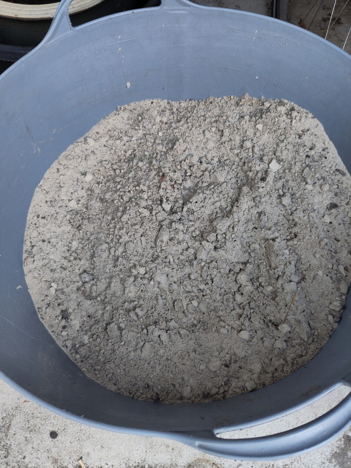 Gratis ca 22 liter wit zand, Tuin en Terras, Ophalen