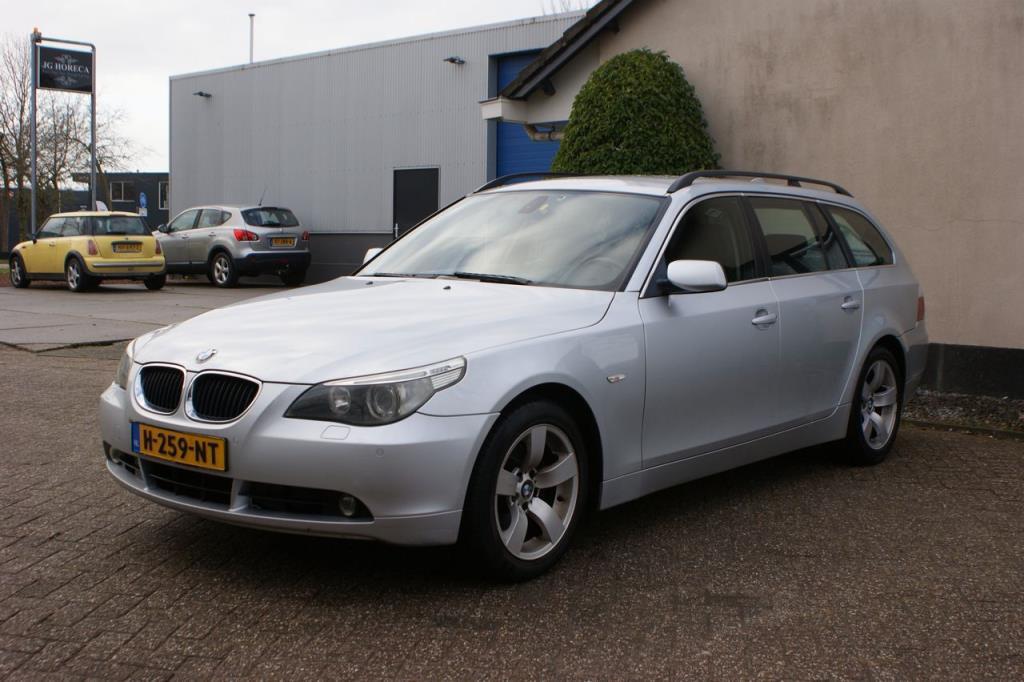 BMW 5-serie Touring 530i High Executive - APK 4-5-2027, Automaat, Achterwielaandrijving, Gebruikt, Zwart
