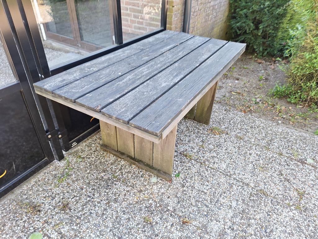 Robuuste houten picknicktafel met bankjes, Ophalen, Gebruikt, Rechthoekig, Hout