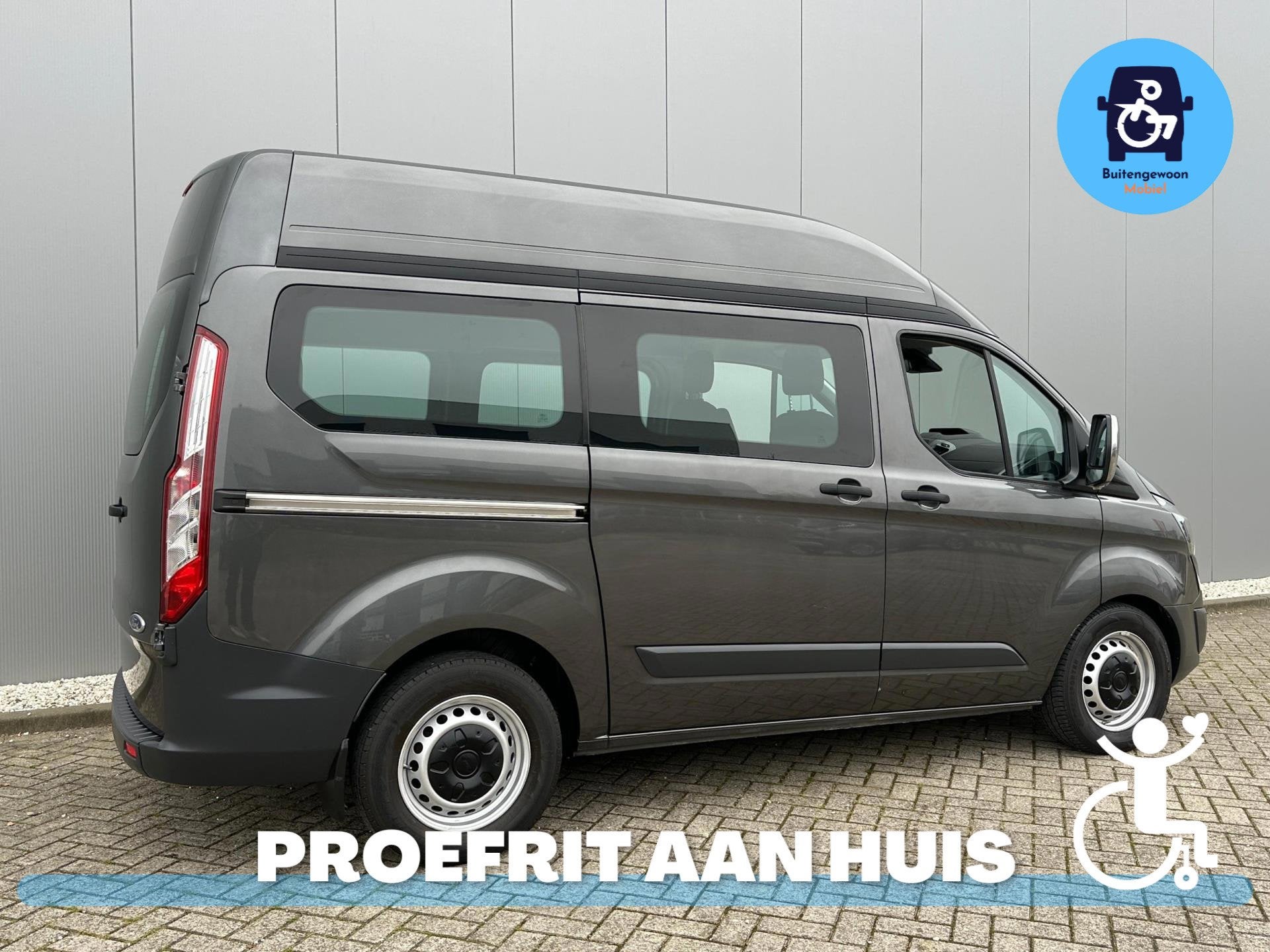 Ford Transit Custom 2018 Rolstoelbus Automaat | Rolstoel VOO, Auto's, Bestelauto's, Gebruikt, Zwart, 4 cilinders, Origineel Nederlands