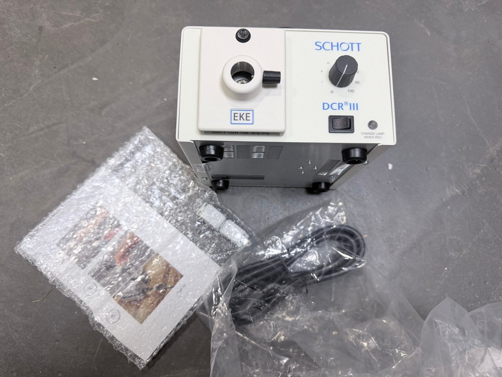 SCHOTT DCR III Koudlichtbron voor microscopen, Ophalen, Zo goed als nieuw, Minder dan 400x, Onderdelen of Toebehoren