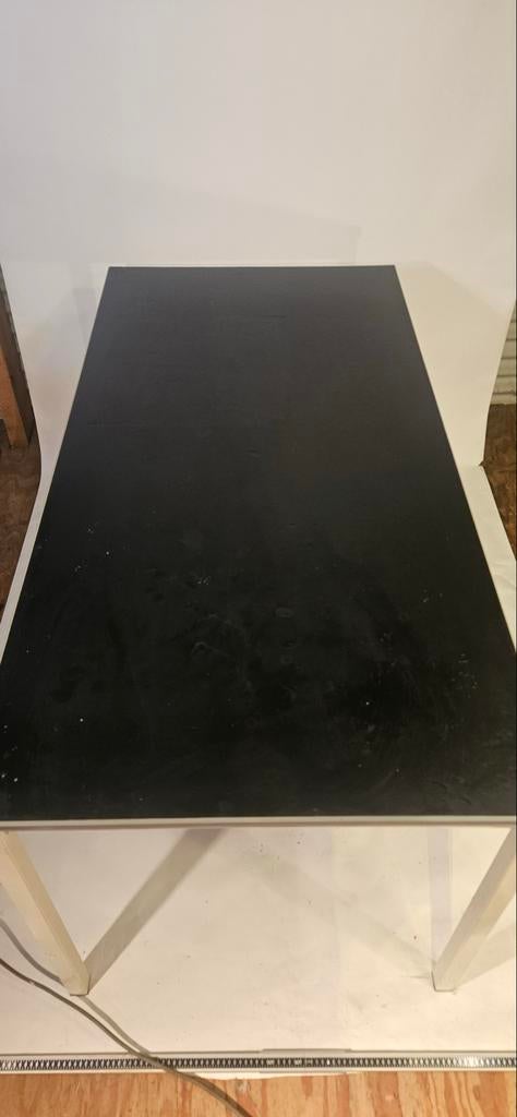 Ahrend tafel - Gebruikt, Gebruikt, H, Rechthoekig, 50 tot 100 cm