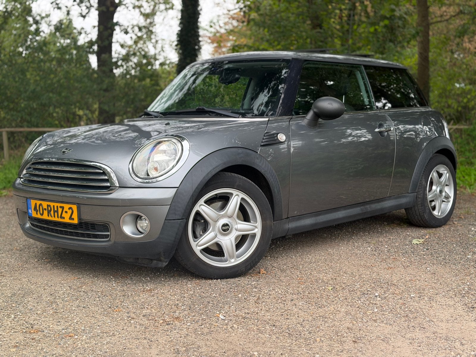 Mini 1.6 ONE 2010 Airco Pano nw Apk, Auto's, Voorwielaandrijving, 40 €/maand, 4 cilinders, 4 stoelen