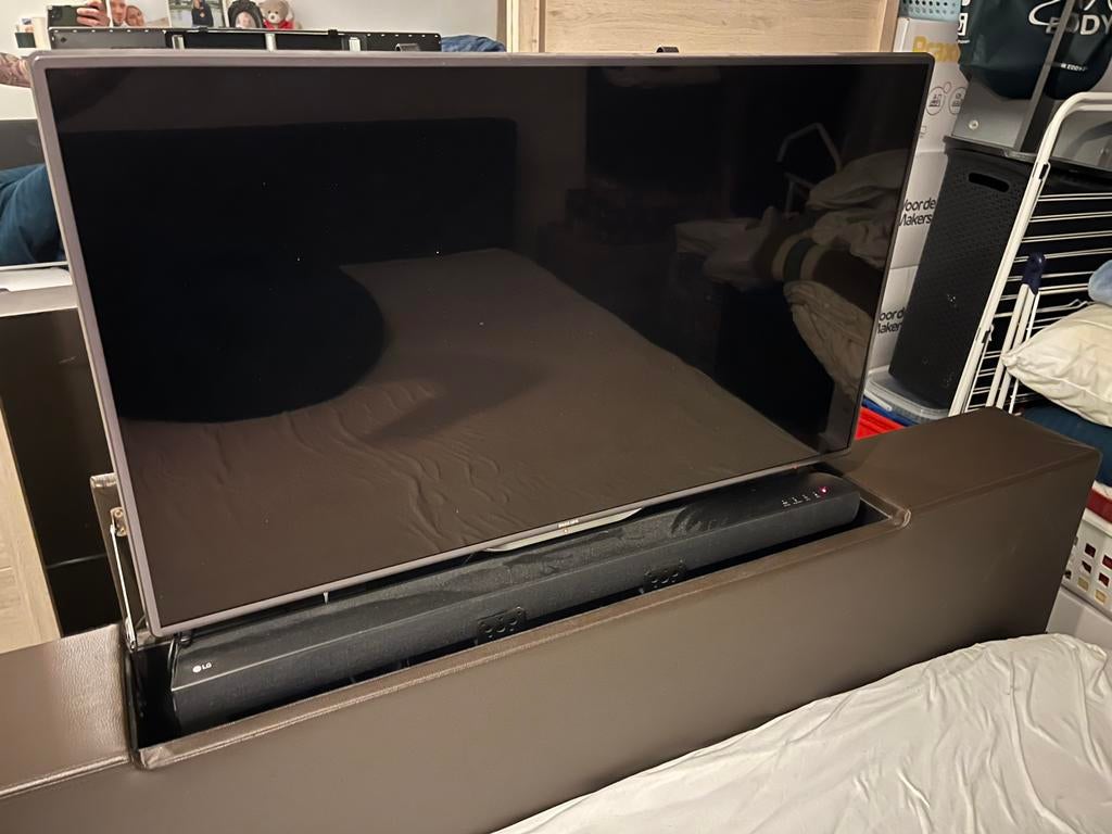 tv lift met ( tv/soundbar), Ophalen, Overige materialen, Gebruikt, 150 tot 200 cm
