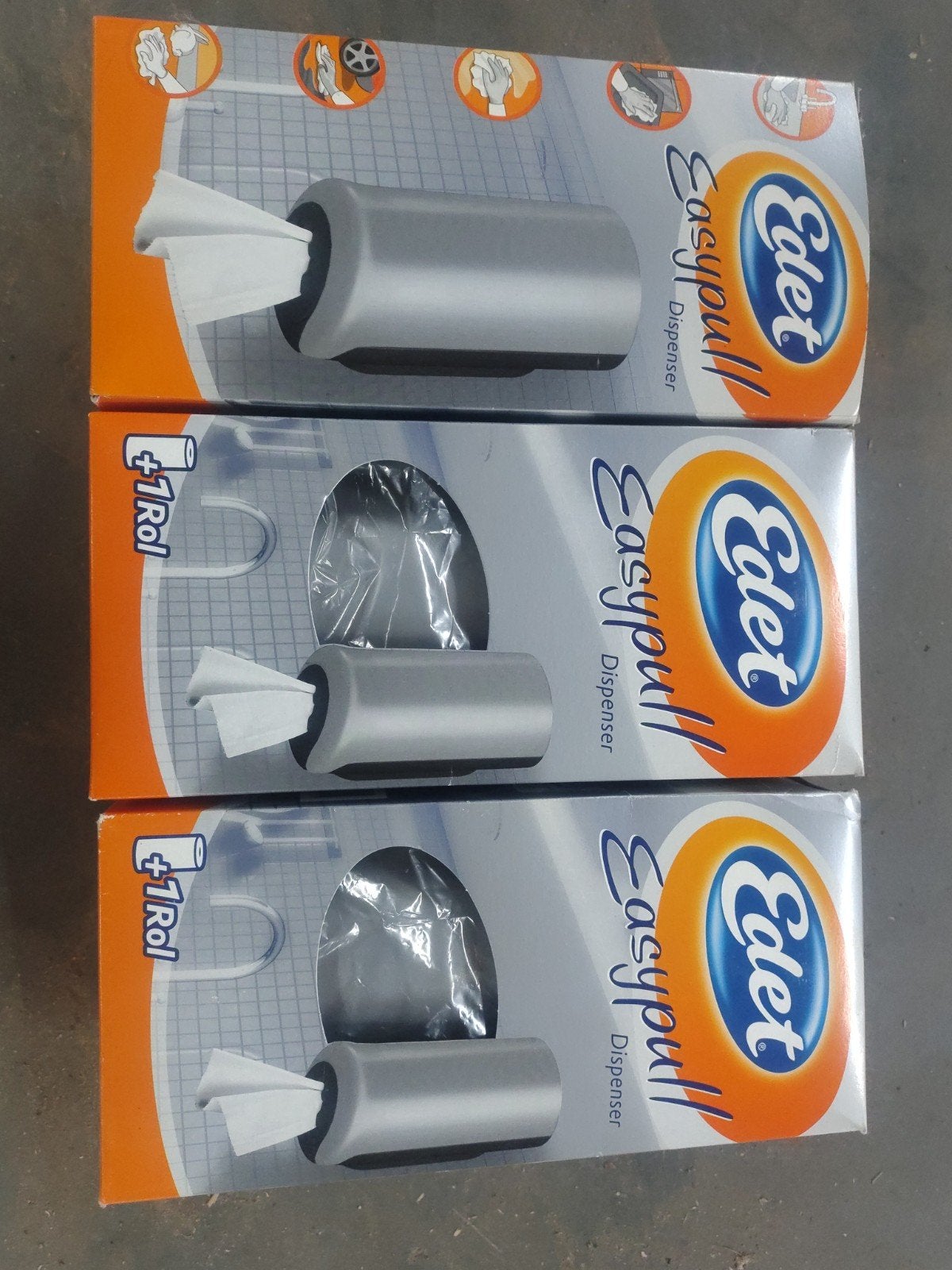 papierdispenser, Ophalen
