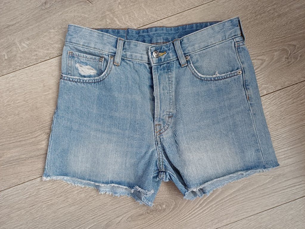 Korte spijkerbroek H&M mt 38, H&M, Blauw, Ophalen of Verzenden, W30 - W32 (confectie 38/40)