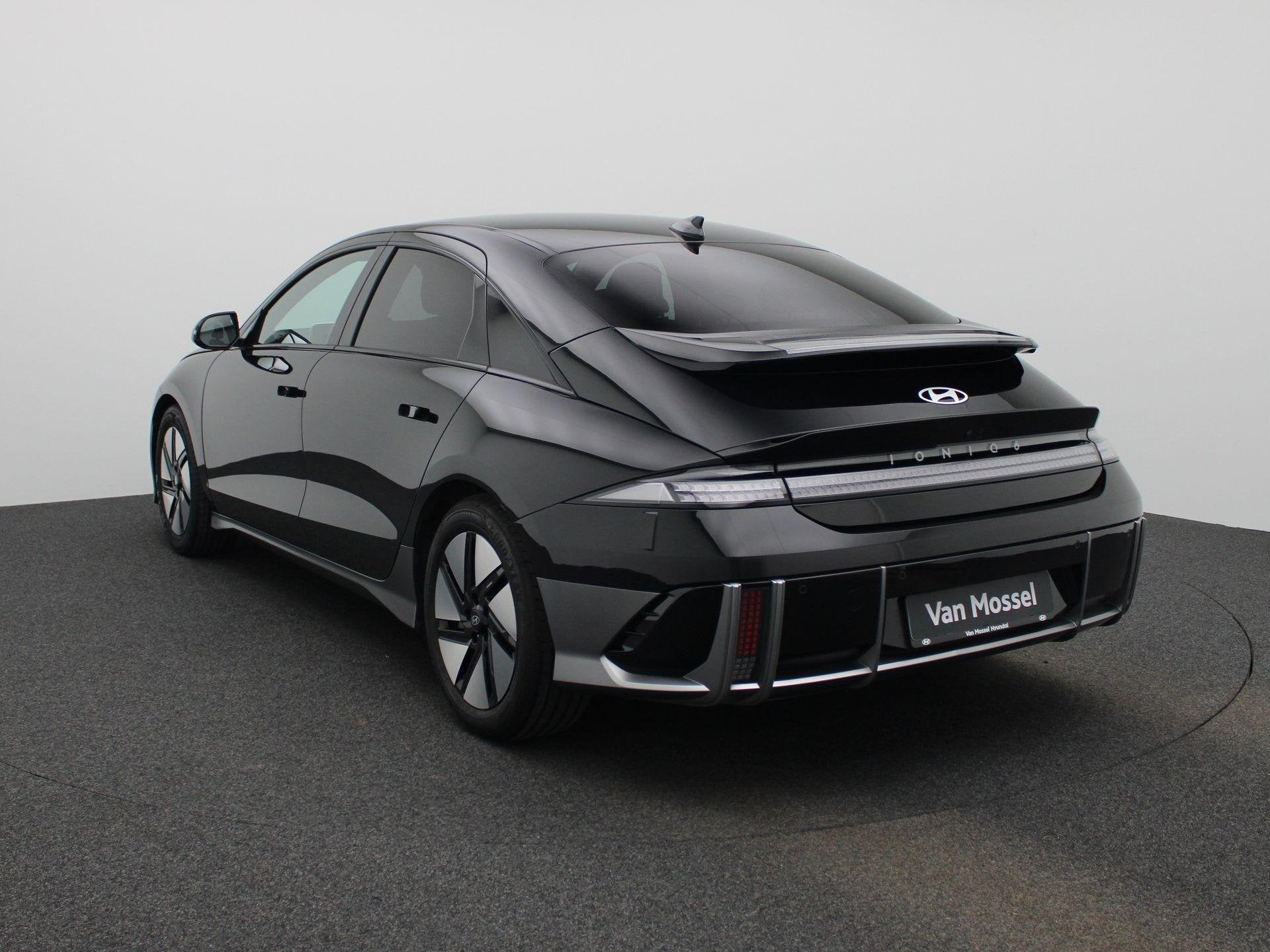 Hyundai Ioniq 6 77,4 kWh Core Plus | Navigatie | Camera | St, Auto's, Automaat, Gebruikt, Zwart, 614 km