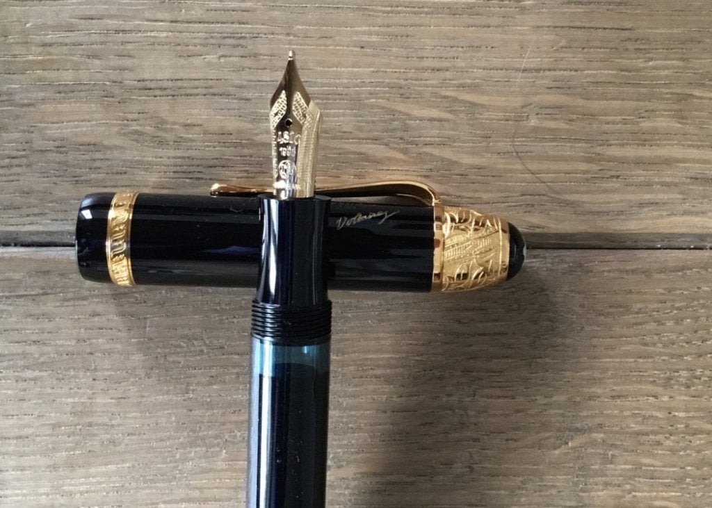 Montblanc vulpen Writers Edition 1995 Voltaire, Ophalen of Verzenden, Zo goed als nieuw, Vulpen, Mont Blanc