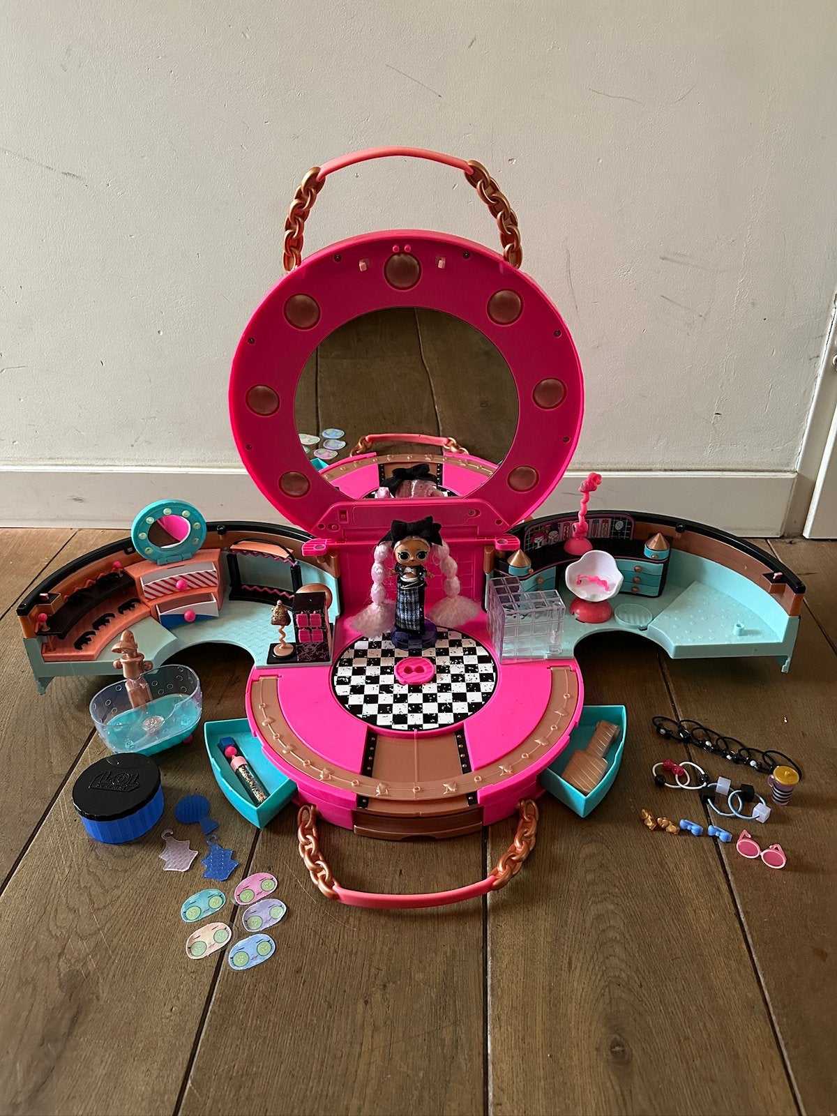 L.O.L surprise beautysalon koffer, Ophalen of Verzenden, Zo goed als nieuw