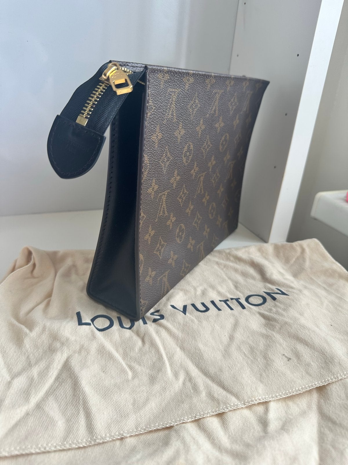 Louis Vuitton Pochette Accessoires Monogram, Ophalen of Verzenden, Zo goed als nieuw, Bruin, Avondtasje