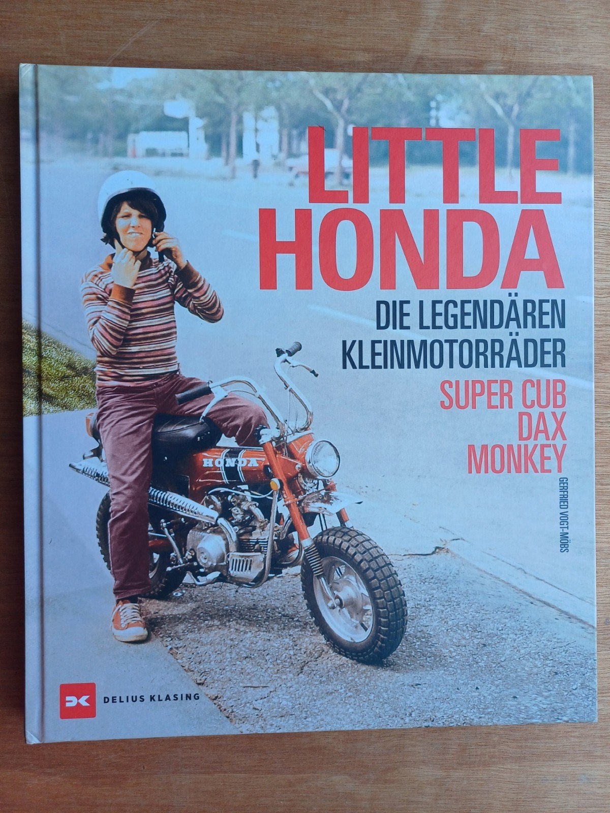 Little Honda boekwerk 183 pag, Fietsen en Brommers, Ophalen of Verzenden, Nieuw