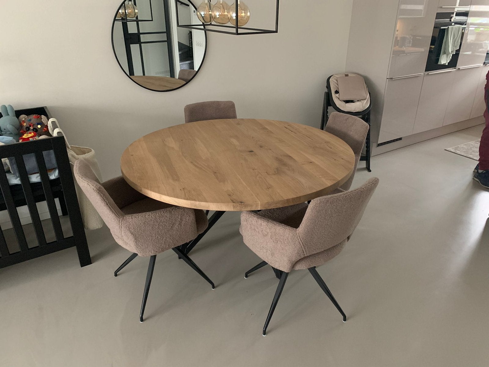 Eiken ronde eettafel tafel bureau GRATIS BEZORGD Eikenhout, Huis en Inrichting, Tafels | Eettafels, Gebruikt, Verzenden, 100 tot 150 cm