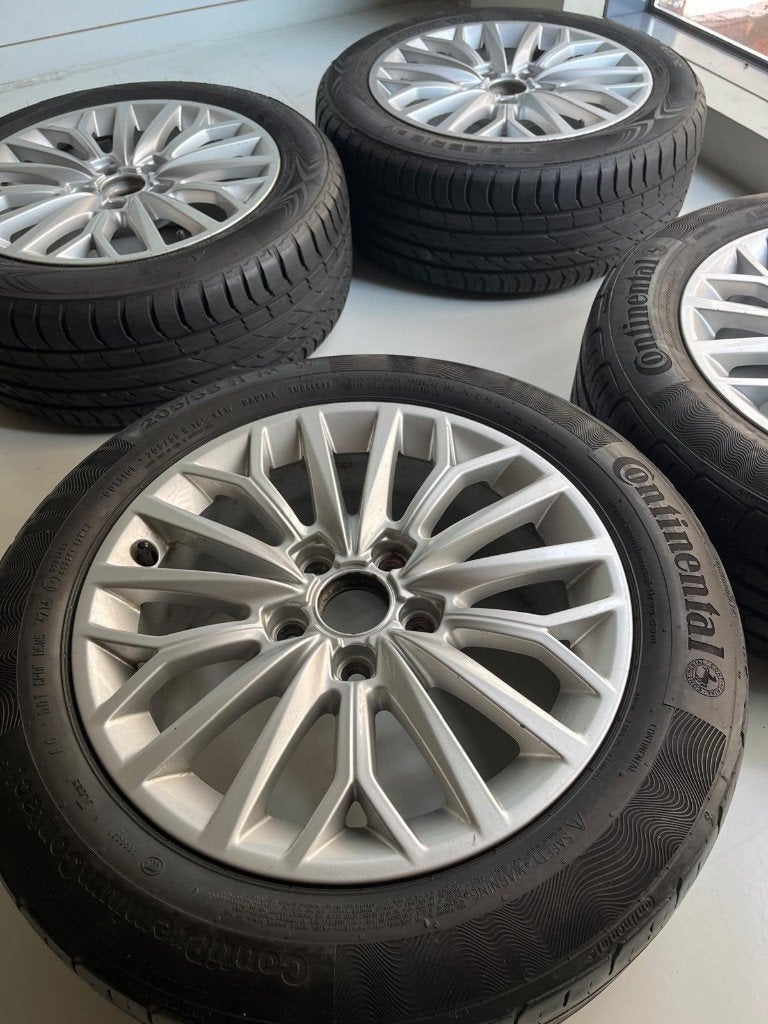 Audi A3 8V 16 inch lichtmetalen velgen + zomerbanden, Auto-onderdelen, Banden en Velgen, Ophalen, Gebruikt, Velg(en), 16 inch