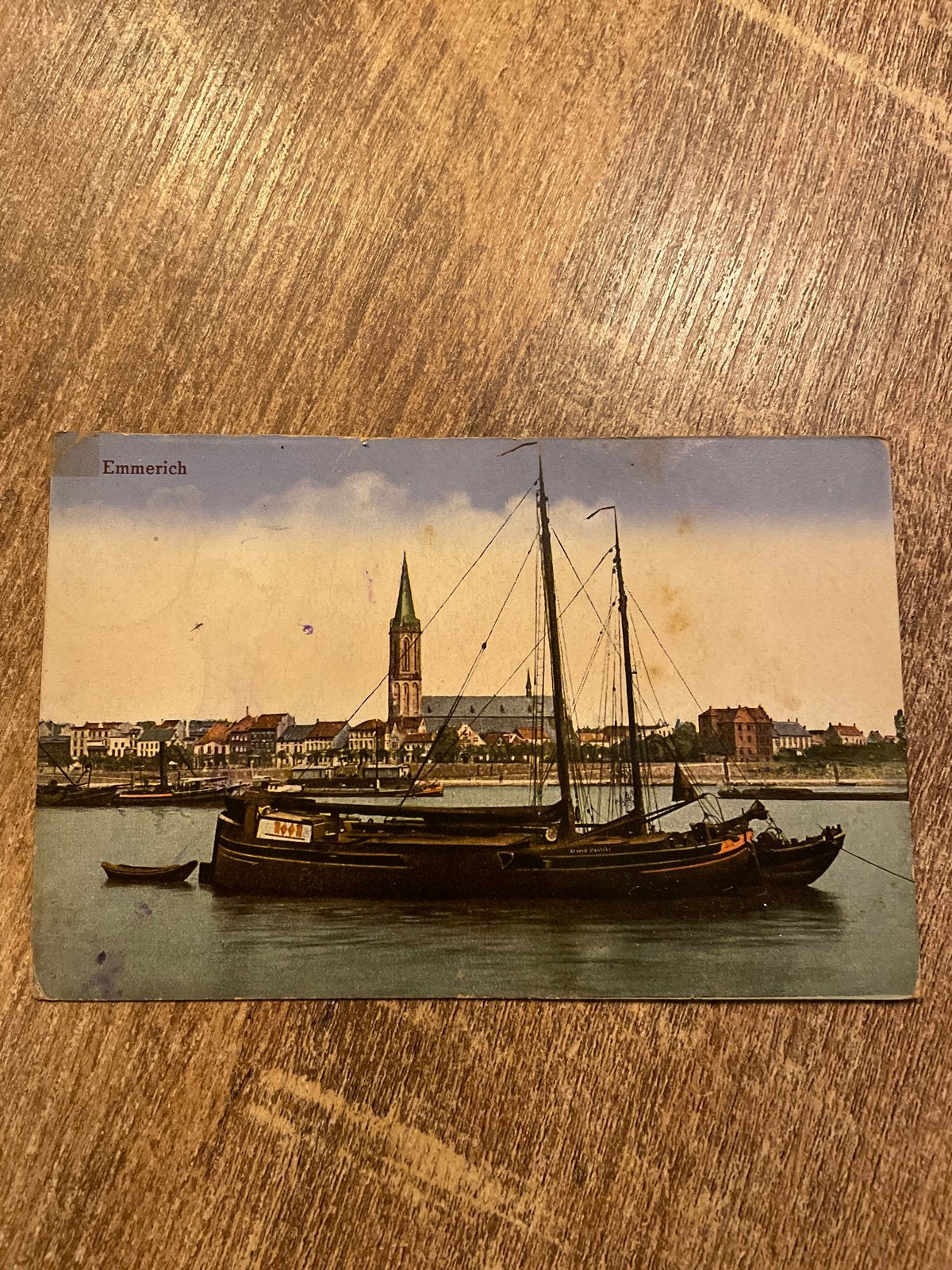 Oude ansichtkaart Emmerich met zeilschip en kerk, Ophalen of Verzenden, Gelopen, Duitsland