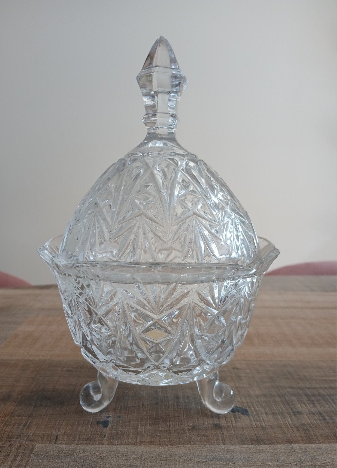 Anna Hutte Bleikristal Bonbonnière op voetjes, Antiek en Kunst, Ophalen of Verzenden