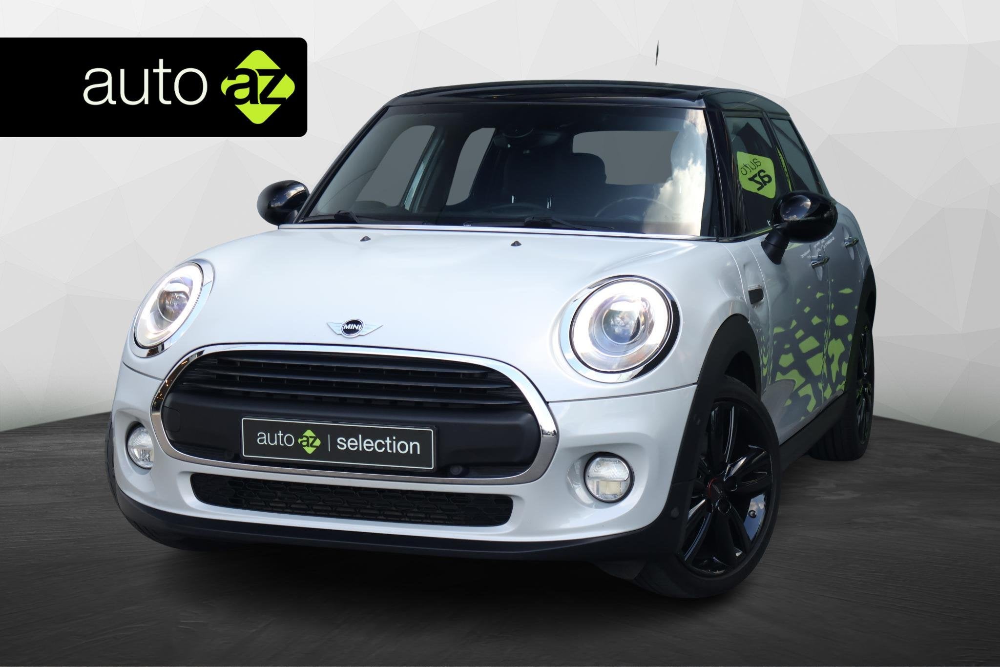 MINI 5-Deurs 1.5 Cooper Salt Business / PDC / 5 Drs, Gebruikt, Bedrijf, Cooper, Geïmporteerd