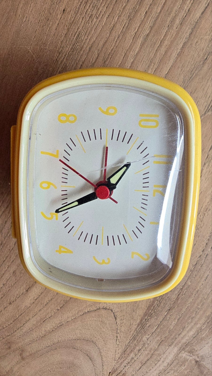 Gele vintage wekker - Retro design, Ophalen of Verzenden