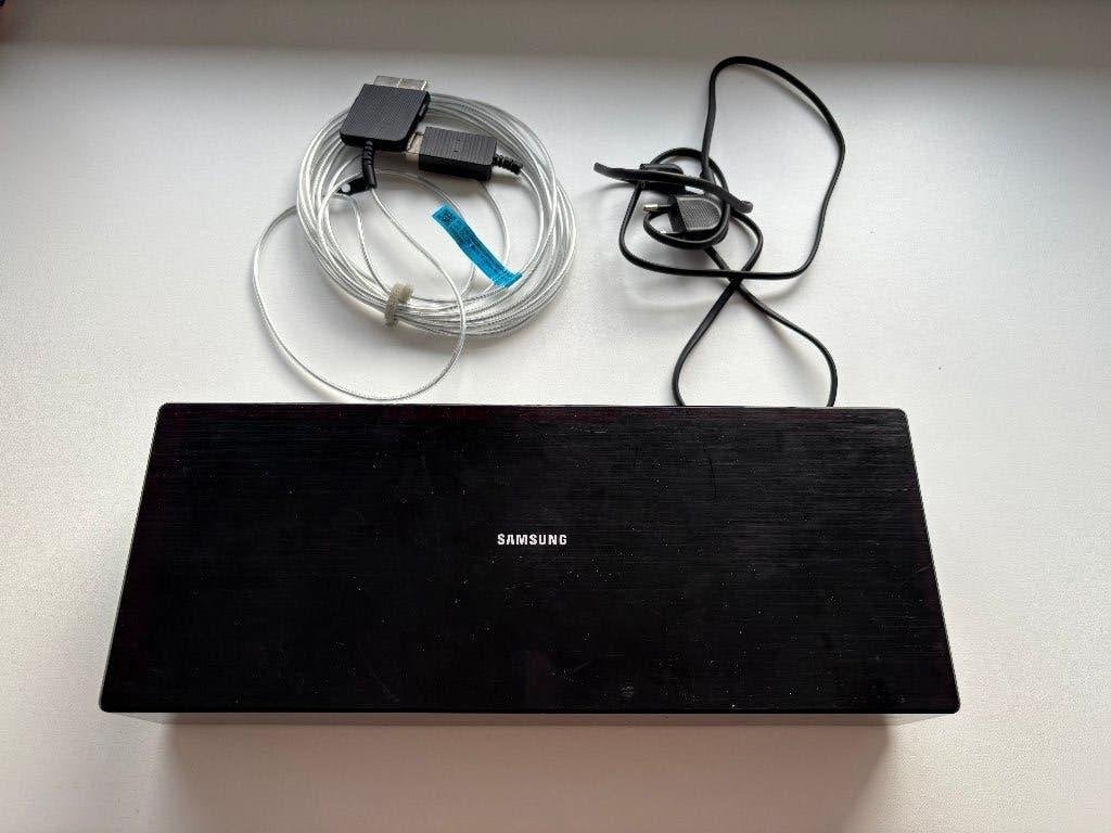 Samsung One Connectbox Soc1001A incl. kabel, 50 Hz, Ophalen of Verzenden, Zo goed als nieuw, Samsung