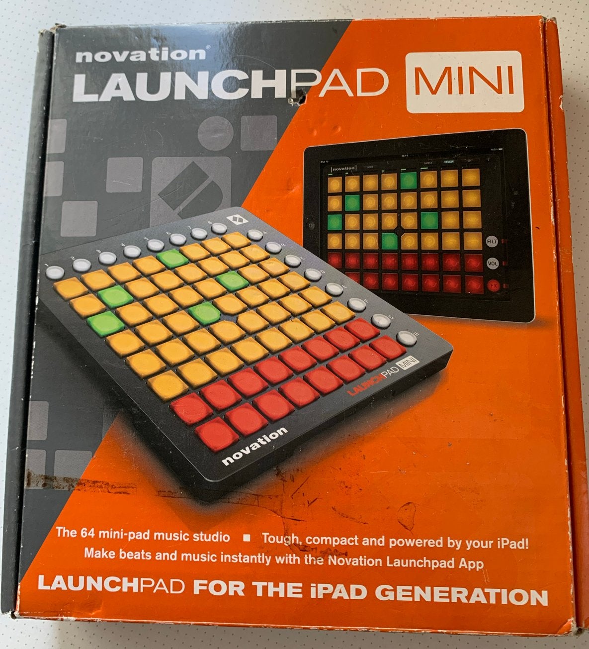 Novation Launchpad Mini MIDI Controller voor iPad, Novation, Zo goed als nieuw, Met midi-aansluiting, Overige aantallen