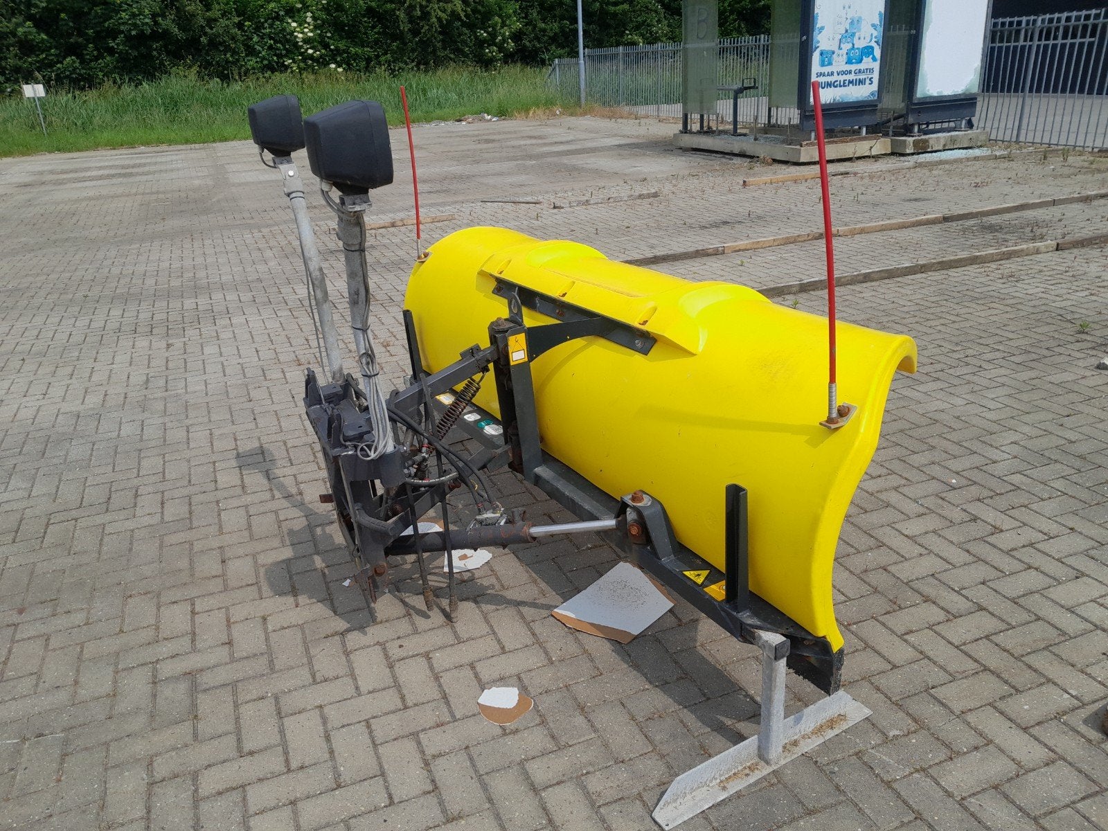 zoutstrooier type opzet nido, Ophalen