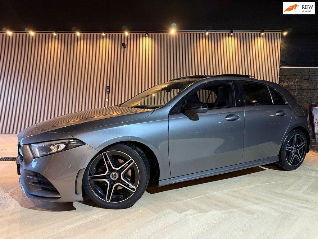 Mercedes-Benz A-klasse | Sfeerverlichting | Pano | Carplay, Auto's, Mercedes-Benz, 1345 kg, Gebruikt, 4 cilinders, 116 pk