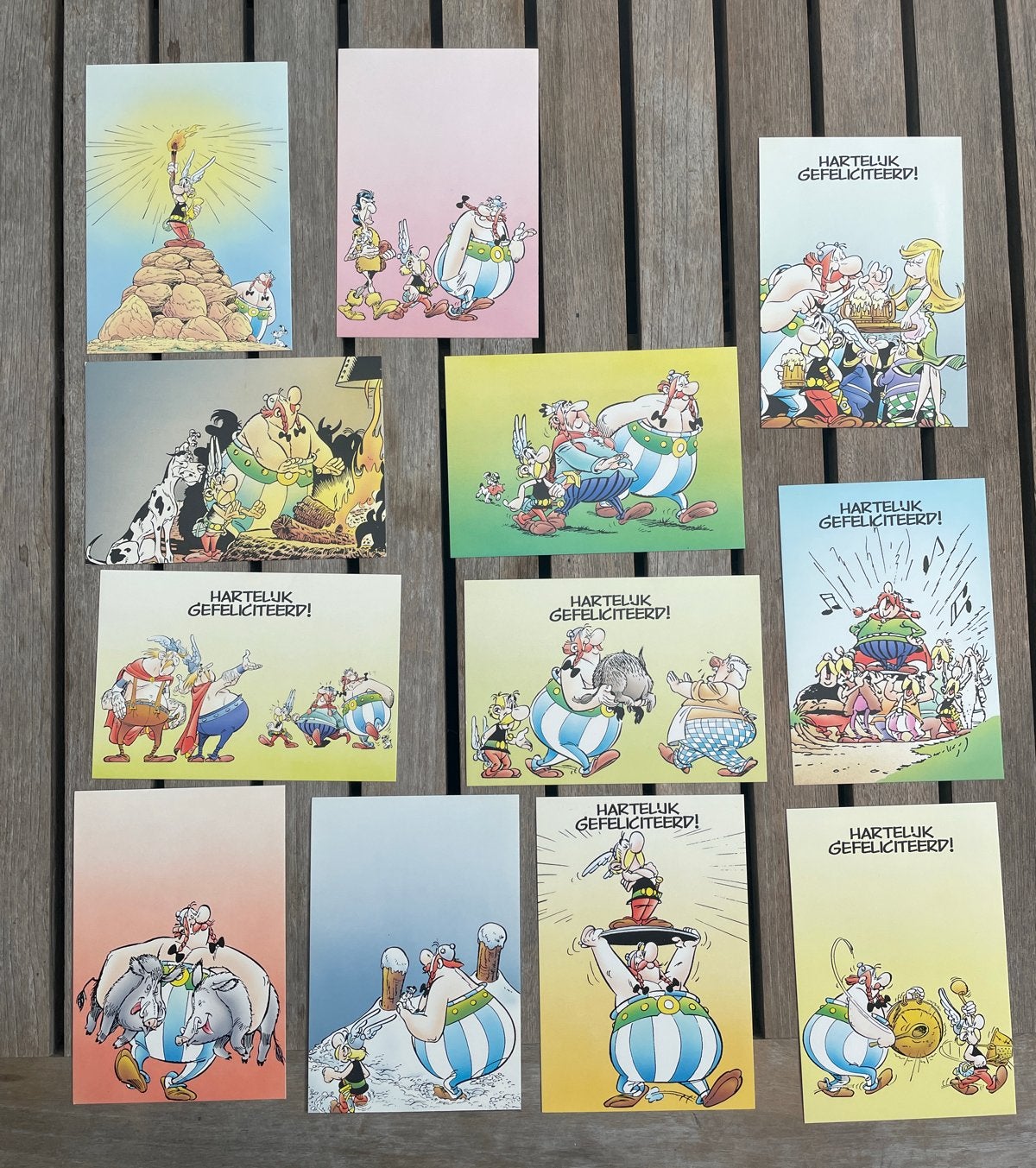 60 Asterix en Obelix ansichtkaarten, 12 verschillende, Ophalen of Verzenden, 1980 tot heden, Ongelopen, Overige thema's