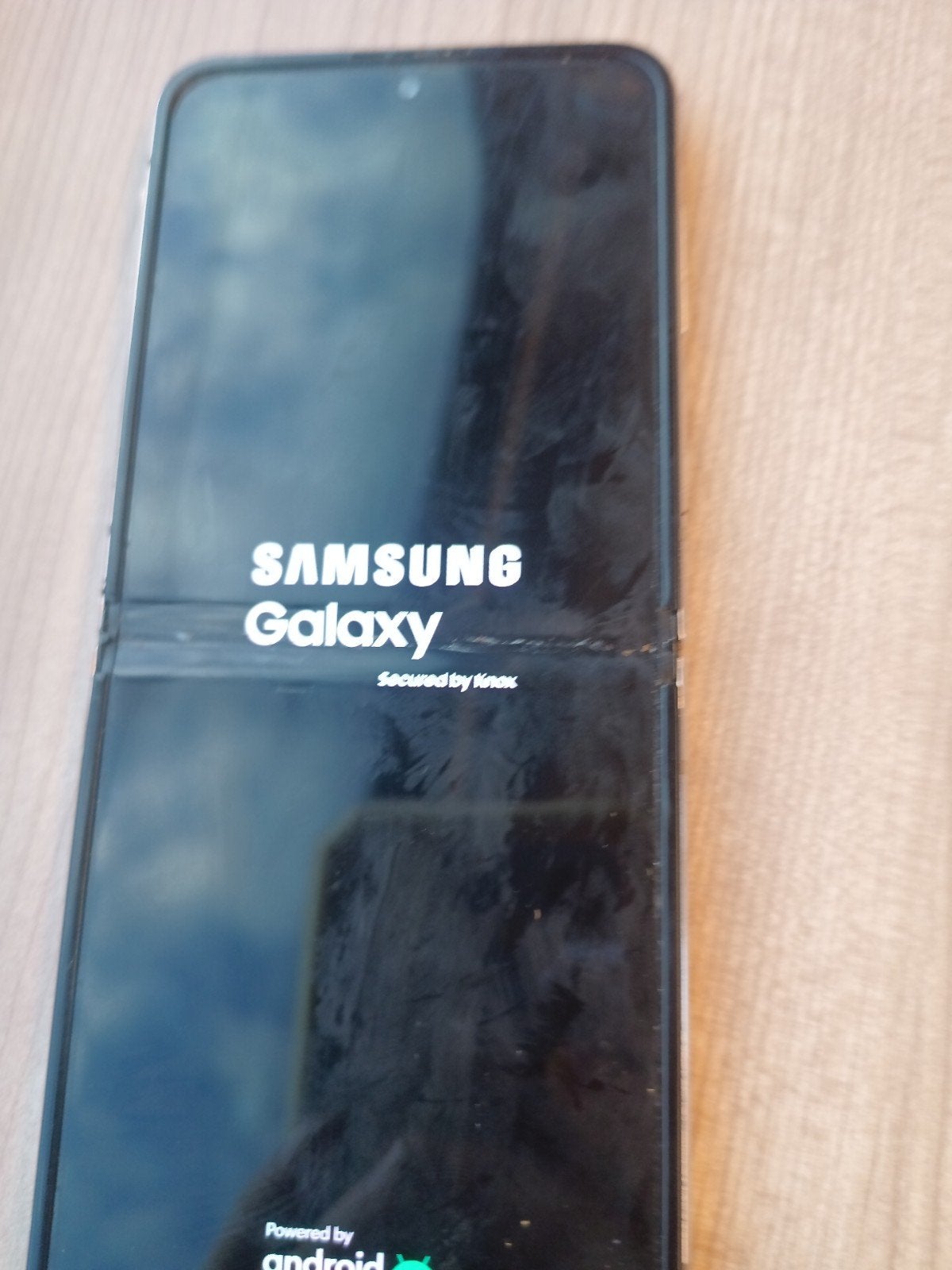 Samsung Galaxy Z Flip 4 - Gaat uit bij dichtklappen, Telecommunicatie, Mobiele telefoons | Samsung, Gebruikt, Overige kleuren