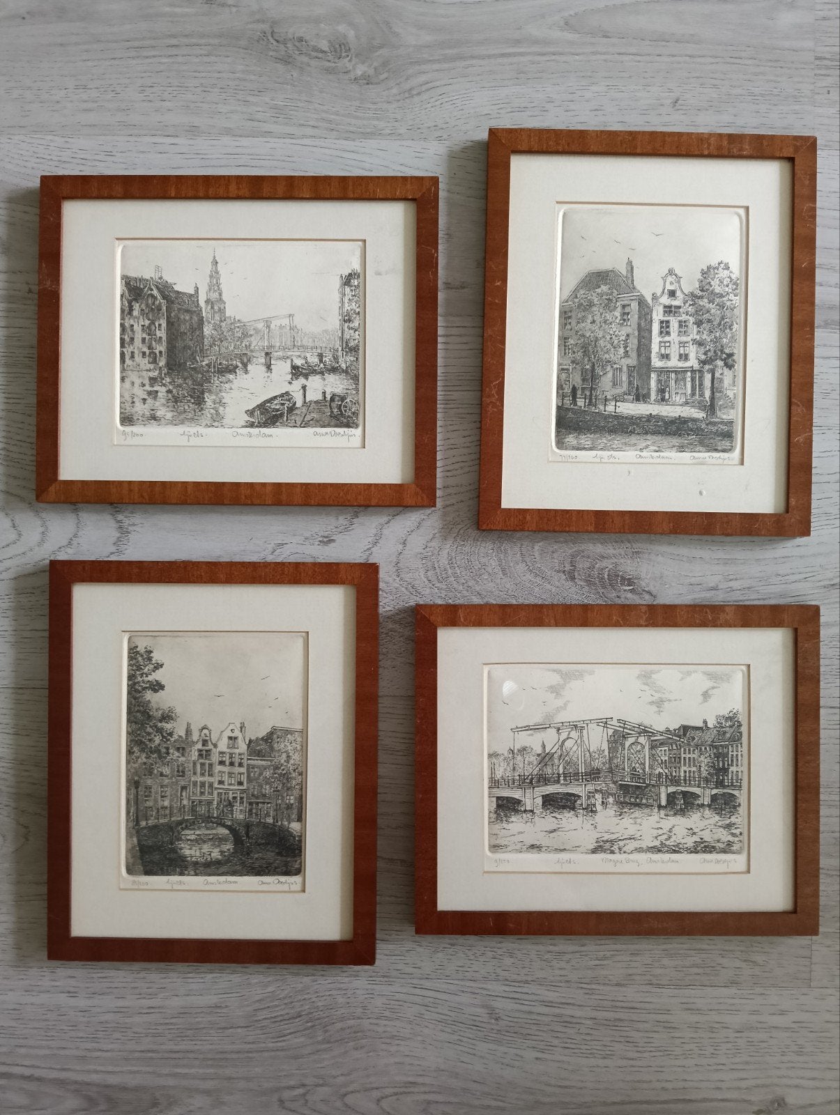 Anna Doedijns (1942) - Stadsgezichten Amsterdam, Antiek en Kunst, Kunst | Etsen en Gravures, Ophalen of Verzenden, Stadsgezicht