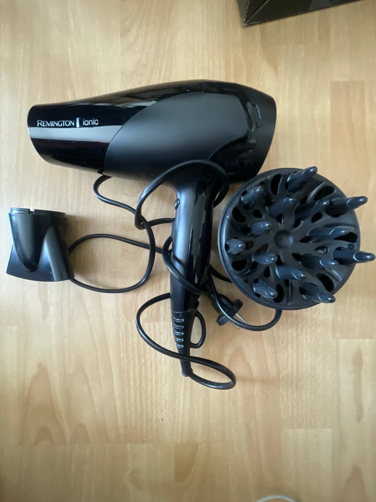 Nieuwe Remington Ionic Dry 2200 Föhn met Diffuser, Ophalen, Nieuw, Haarverzorging