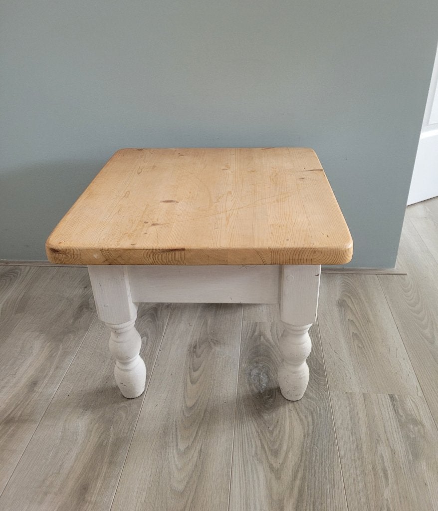 Grenen bijzettafel 50x50 cm, hoogte 40 cm, Minder dan 45 cm, Minder dan 55 cm, Gebruikt, Vierkant