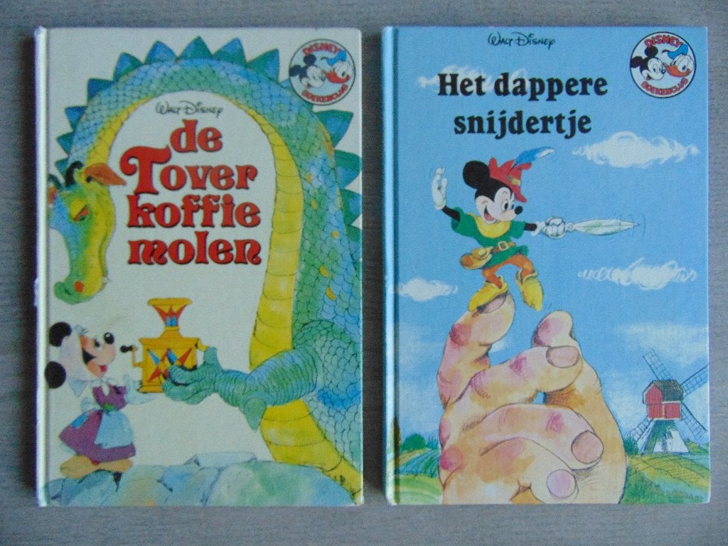 Set 2x boek Disney boekenclub van Mickey en Minnie Mouse, Ophalen of Verzenden, Zo goed als nieuw, Walt Disney, Fictie algemeen