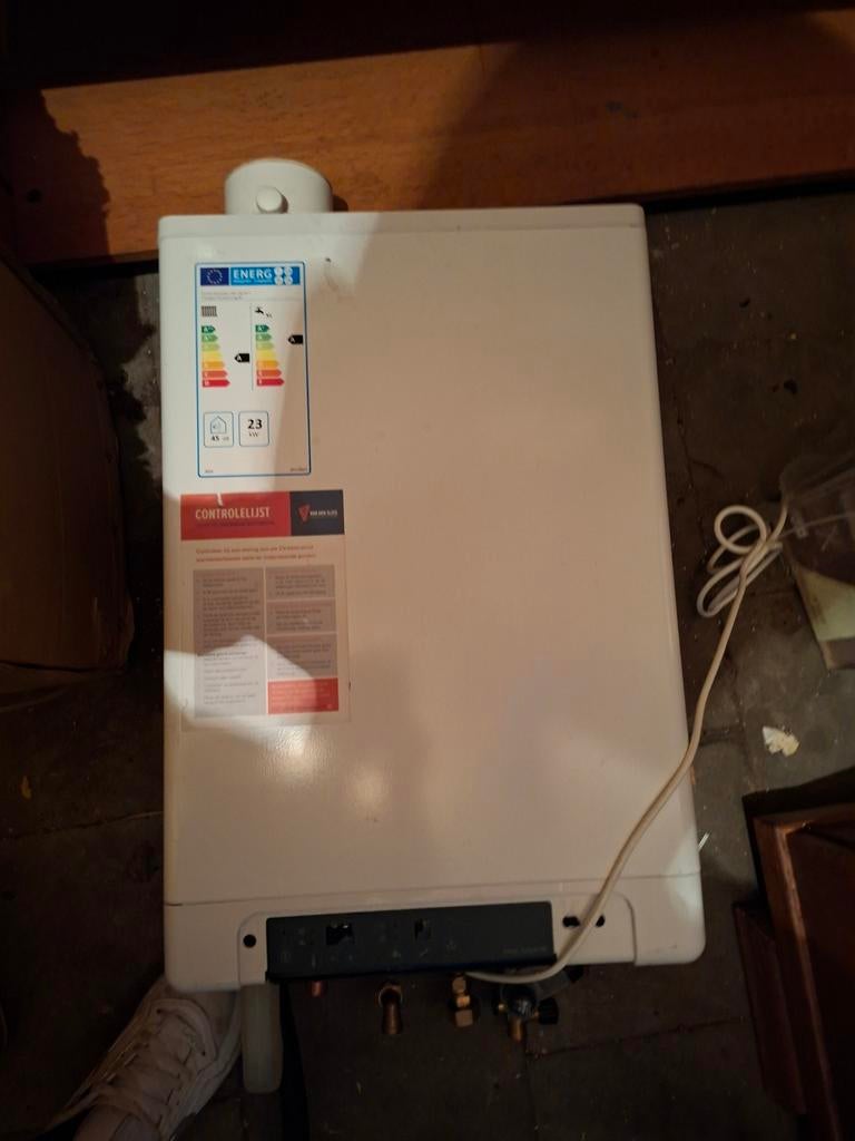 Intergalactische Ketel 2024 - Nieuwstaat, 20 tot 100 liter, Aardgas, Nieuw, Minder dan 3 jaar oud