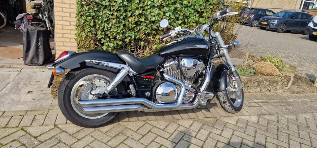 Honda VTX 1800 Chopper - Krachtig en Stijlvol, Motoren, 2 cilinders, Meer dan 35 kW, Chopper, Motorrijbewijs A