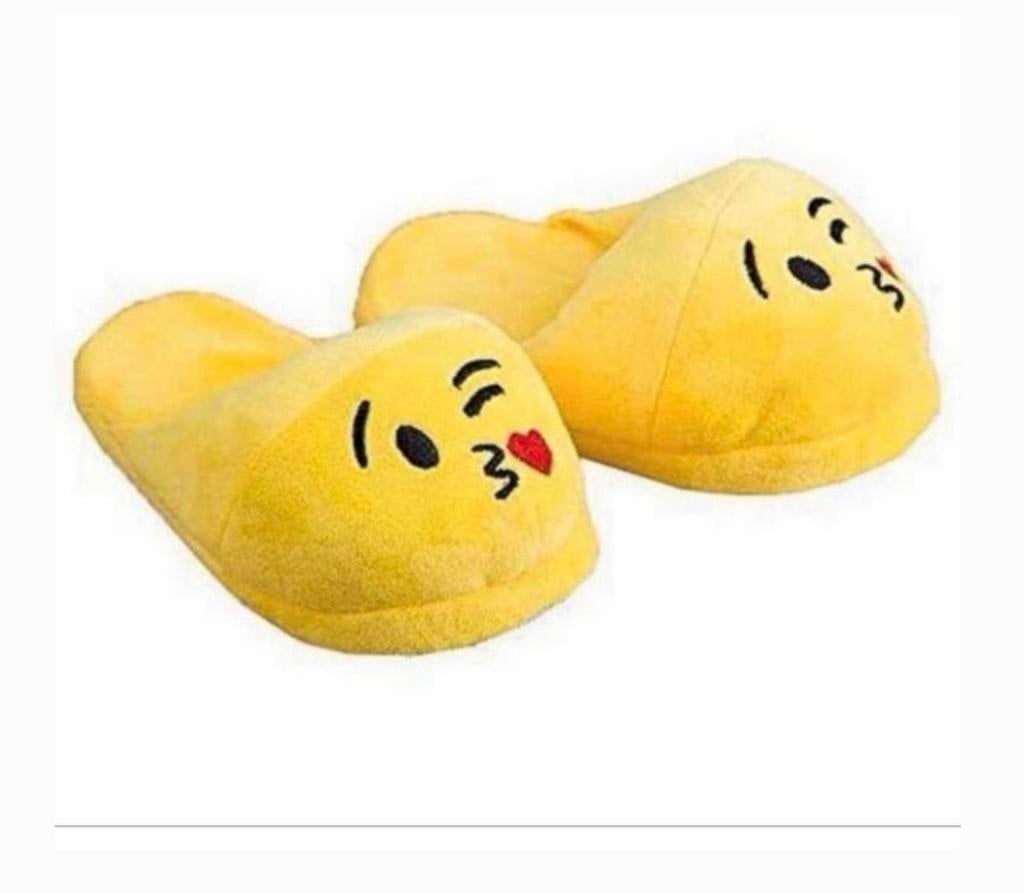 Smiley Pantoffels slippers Emoji maat M 38-39-40-41 nieuw, Geel, Nieuw, Ophalen of Verzenden, H