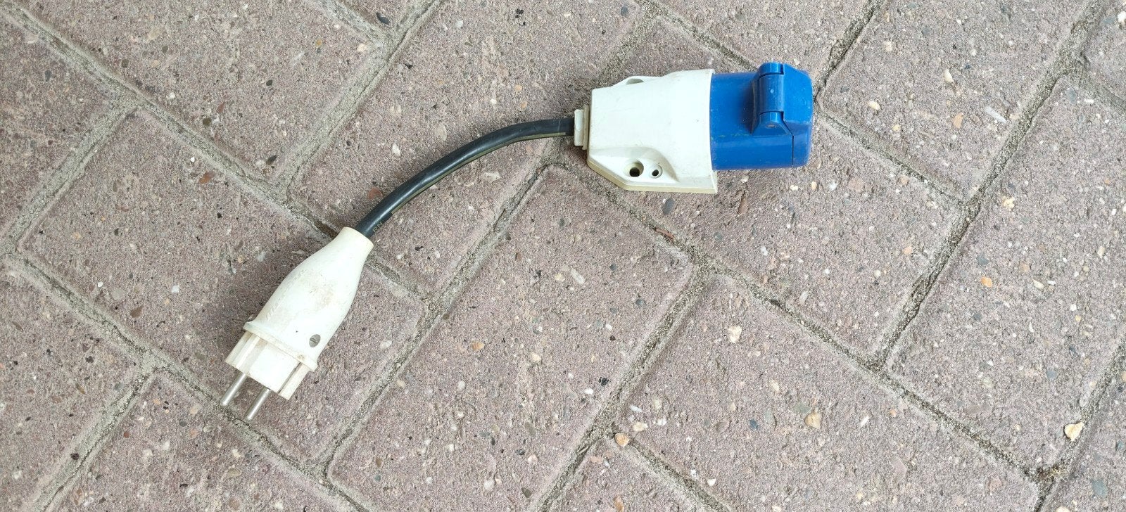Stekker 220 volt naar CEE verloopkabel, Ophalen of Verzenden, Gebruikt