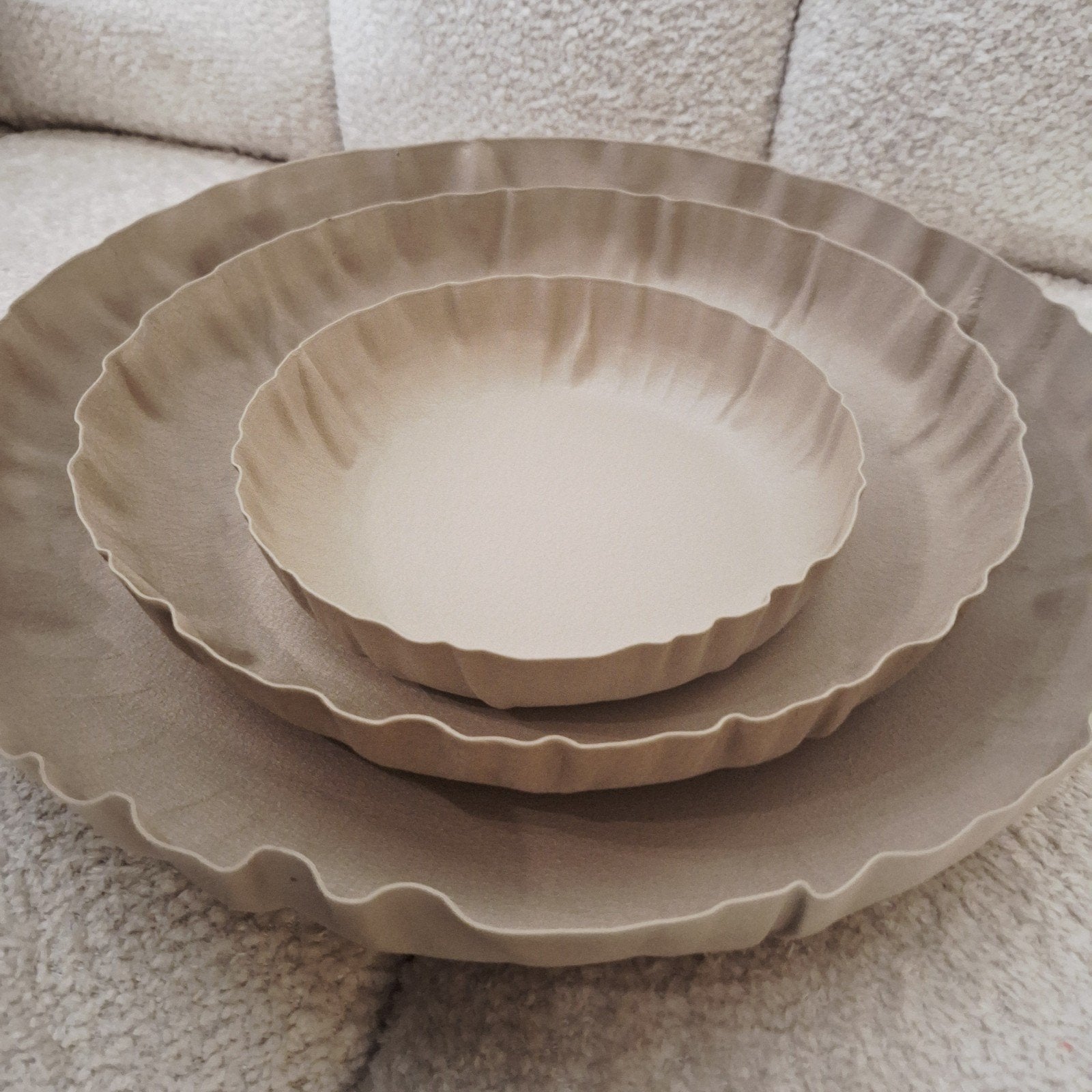 mooie beige metalen Organische dienbladen trays schalen, Overige materialen, Rond, Ophalen of Verzenden, X