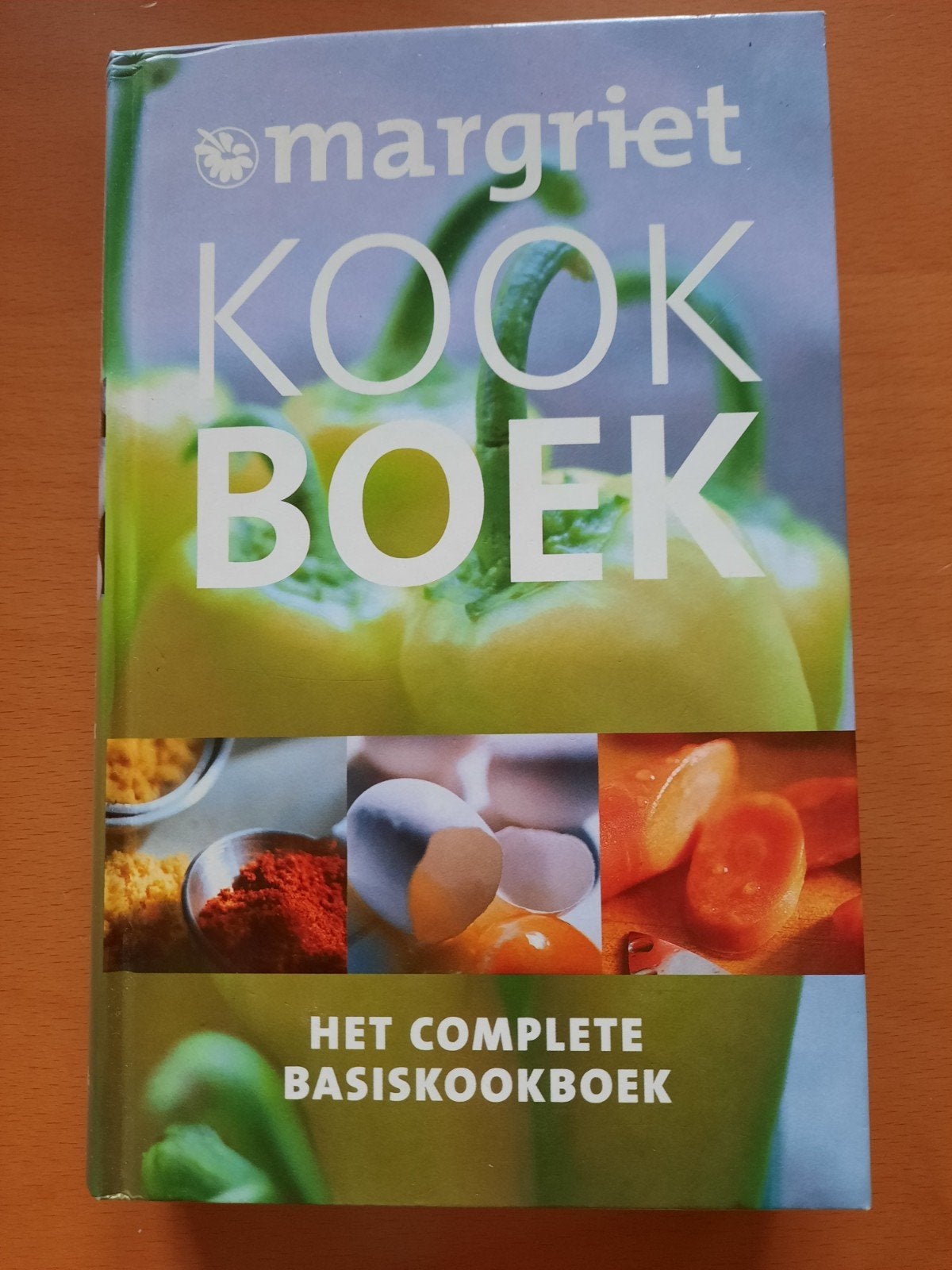 het complete basiskookboek Margriet ZGAN ipv 45 nu 9 euro, Ophalen of Verzenden, Zo goed als nieuw, Italië