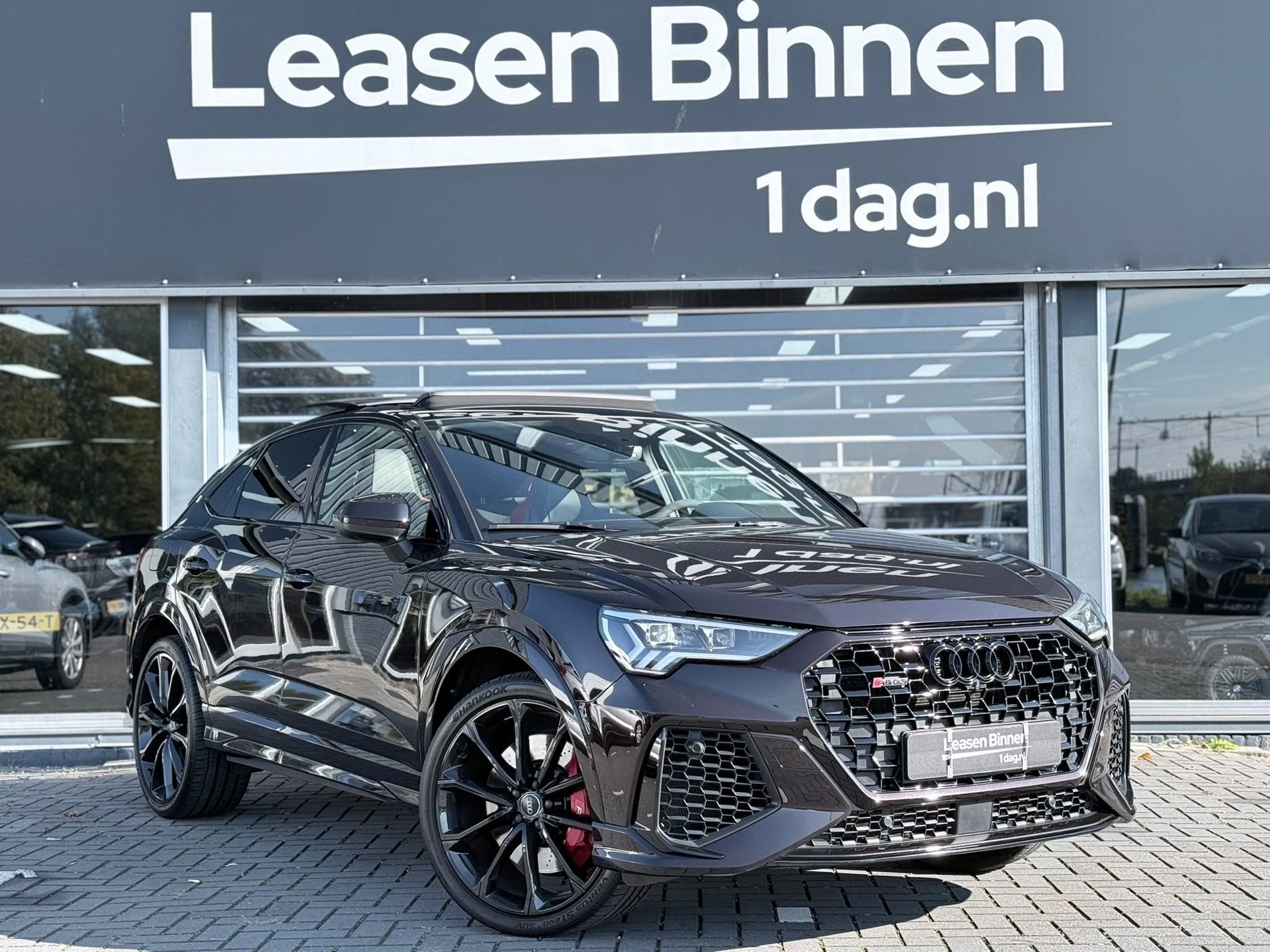 Audi RSQ3 Sportback TFSI RS Alcantara|RS stoelen|B&O|360|Bli, Auto's, Automaat, Dealer onderhouden, Bluetooth, 1675 kg