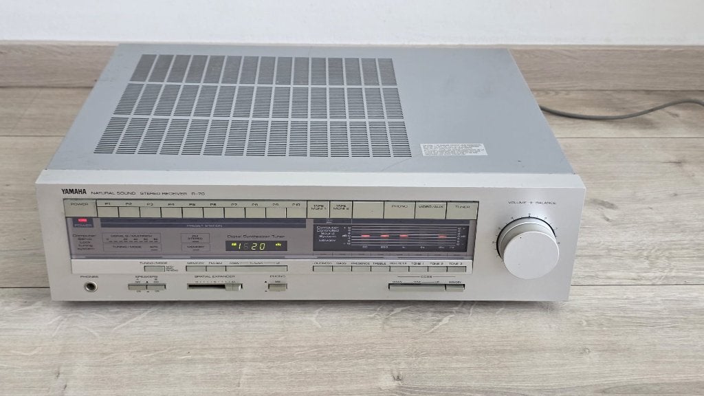 tk:Yamaha R-70 Natural Sound Stereo Receiver vintage verster, Ophalen of Verzenden, Gebruikt, Yamaha