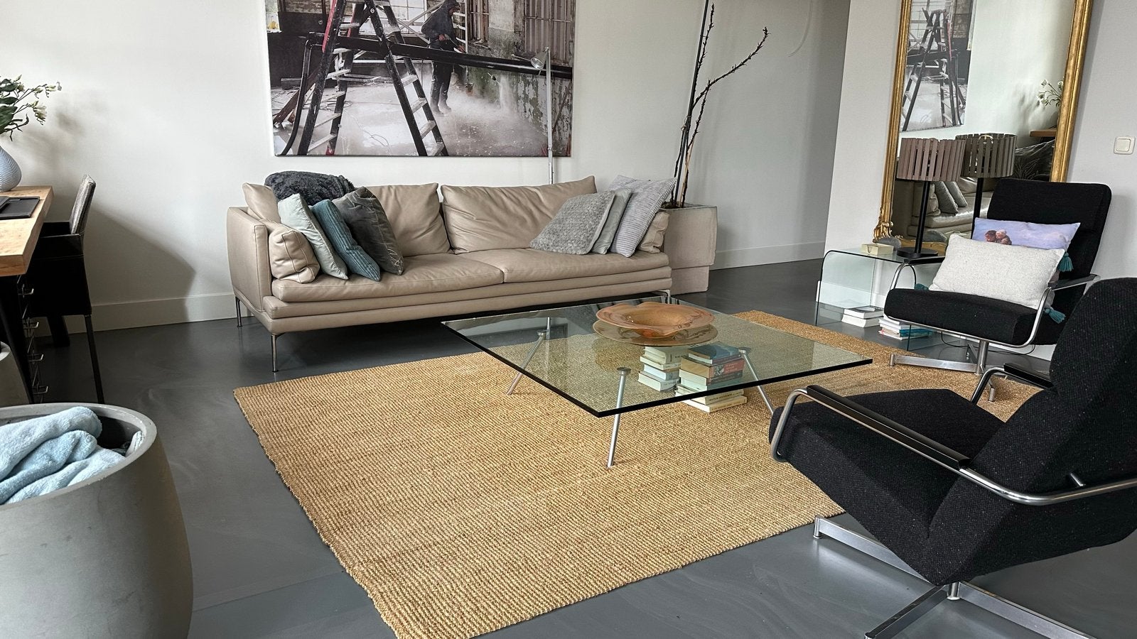 Zanotta bank, beige leer, 229 cm breed, zo goed als nieuw, Huis en Inrichting, Ophalen, Driepersoons, Zo goed als nieuw, Rechte bank