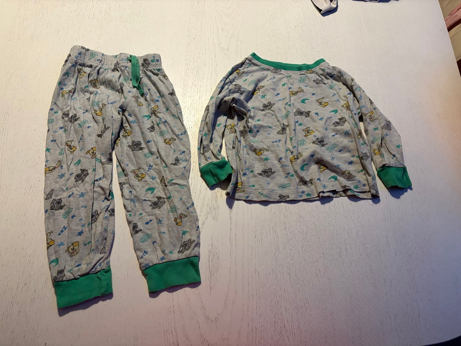 Woezel en Pip pyjama maat 92/98, Ophalen of Verzenden, Gebruikt, Jongen of Meisje, Nacht- of Onderkleding